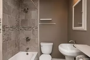 319 4th Ave, Phoenixville, PA 19460 - Photo 34