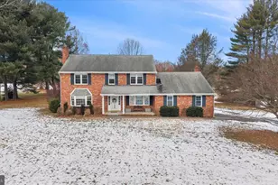 24 Turkey Hollow Rd, Kennett Square, PA 19348 - Photo 8