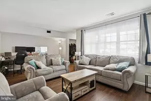 83 Brighton Ct, Downingtown, PA 19335 - Photo 4