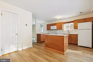 23 Flintlock Ln, Chesterbrook, PA 19087 - Photo 6