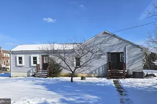 390 Mary St, Downingtown, PA 19335 - Photo 1