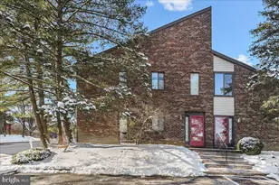 102 Mountainview Dr, Tredyffrin, PA 19087 - Photo 1