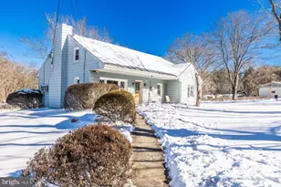 360 Oaklyn Rd, Coatesville, PA 19320 - Photo 2