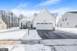 102 Lilac Ct, Coatesville, PA 19320 - Photo 4