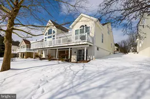 322 McNeil Ln, West Grove, PA 19390 - Photo 2