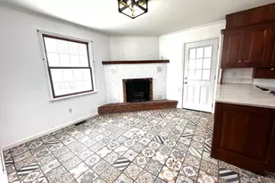 223 Walnut St, Spring City, PA 19475 - Photo 4