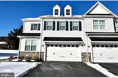 447 Lee Place, Exton, PA 19341 - Photo 2