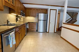 21 Meadowview Dr, Elverson, PA 19520 - Photo 6