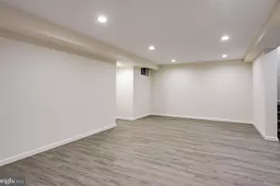 11 Treaty Dr, Chesterbrook, PA 19087 - Photo 30