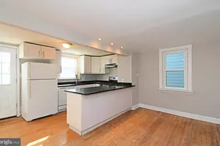 220 St Marys St, Phoenixville, PA 19460 - Photo 10