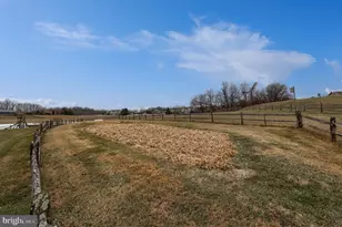 76 S Brick Ln, Elverson, PA 19520 - Photo 98