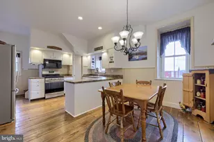 76 S Brick Ln, Elverson, PA 19520 - Photo 2