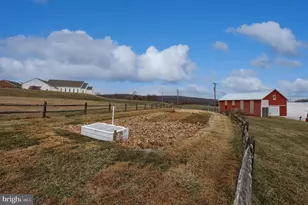 76 S Brick Ln, Elverson, PA 19520 - Photo 94