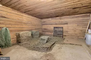 76 S Brick Ln, Elverson, PA 19520 - Photo 72