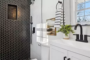 108 E 1st Ave, Parkesburg, PA 19365 - Photo 12