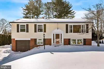 108 E 1st Avenue, Parkesburg, PA 19365 - Photo 2