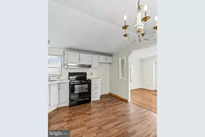 11 Creekside Drive, West Grove, PA 19390 - Photo 4