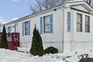 11 Creekside Dr, West Grove, PA 19390 - Photo 1