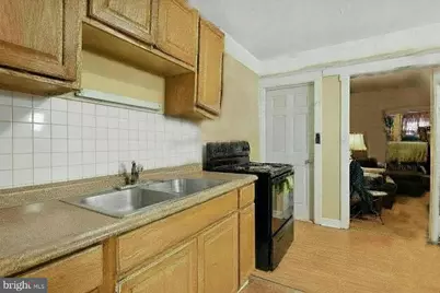 702-704 E Chestnut Street, Coatesville, PA 19320 - Photo 8