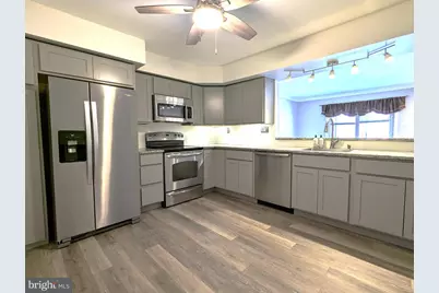 603 Shropshire Drive #14, West Chester, PA 19382 - Photo 2