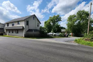 203 E Cedarville Rd, Pottstown, PA 19465 - Photo 14