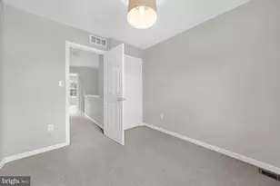 105 N Yeingst Dr, Elverson, PA 19520 - Photo 24