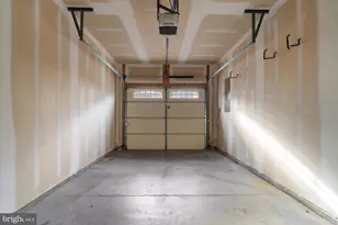 105 N Yeingst Dr, Elverson, PA 19520 - Photo 16