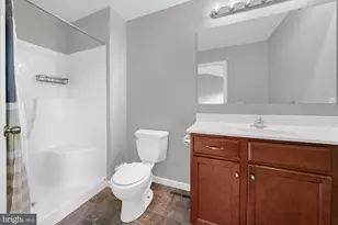 105 N Yeingst Dr, Elverson, PA 19520 - Photo 20