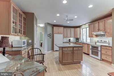 518 Hyde Park Circle, Lincoln University, PA 19352 - Photo 24