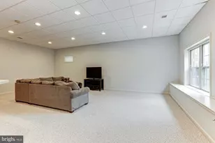 518 Hyde Park Cir, Lincoln University, PA 19352 - Photo 58