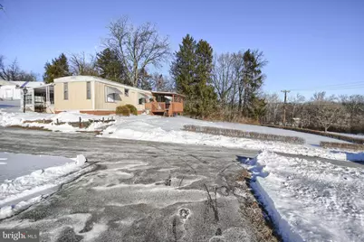 828 Spring City Road, Phoenixville, PA 19460 - Photo 2