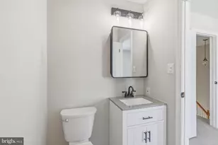 486 Devon Ct, Downingtown, PA 19335 - Photo 18