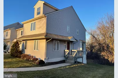 404 Pinebrooke Circle #404, Downingtown, PA 19335 - Photo 2