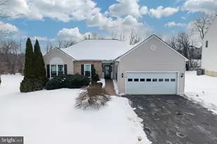 140 Milbury Rd, Coatesville, PA 19320 - Photo 2