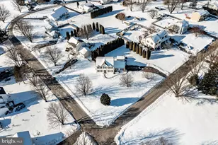 10 Walden Way, Coatesville, PA 19320 - Photo 2