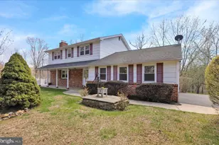 982 Fairview Rd, Glenmoore, PA 19343 - Photo 2