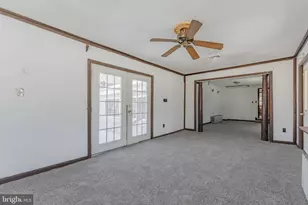 390 Mary St, Downingtown, PA 19335 - Photo 12