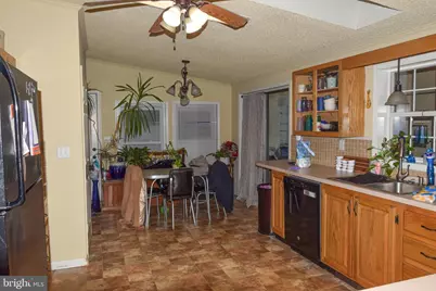 802 W Bridge Street, Parkesburg, PA 19365 - Photo 8