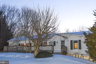 802 W Bridge St, Parkesburg, PA 19365 - Photo 2