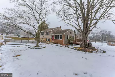 533 Columbia Avenue, Phoenixville, PA 19460 - Photo 2