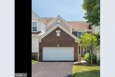 209 N Caldwell Circle, Downingtown, PA 19335 - Photo 2