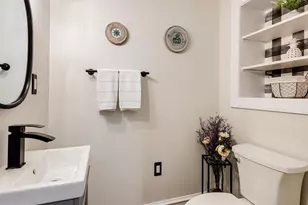 420 Dayton St, Phoenixville, PA 19460 - Photo 22