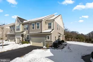 225 Kestrel Ct, Kennett Square, PA 19348 - Photo 2