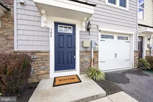 104 Cricket Dr, Malvern, PA 19355 - Photo 2