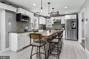 111 Briarwood Dr, Downingtown, PA 19335 - Photo 8