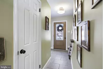 111 Briarwood Drive, Downingtown, PA 19335 - Photo 6