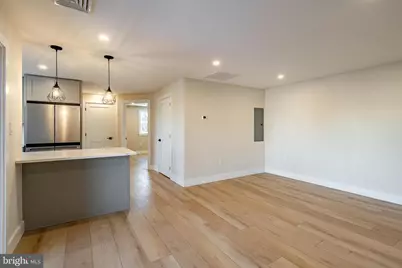 530 Washington Avenue #7, Phoenixville, PA 19460 - Photo 4