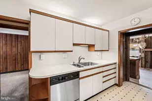 104 S 5 Points Rd, West Chester, PA 19382 - Photo 8