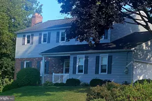 913 Baylowell Dr, West Chester, PA 19380 - Photo 1