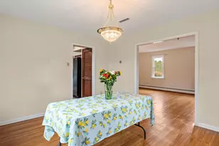 913 Baylowell Dr, West Chester, PA 19380 - Photo 10